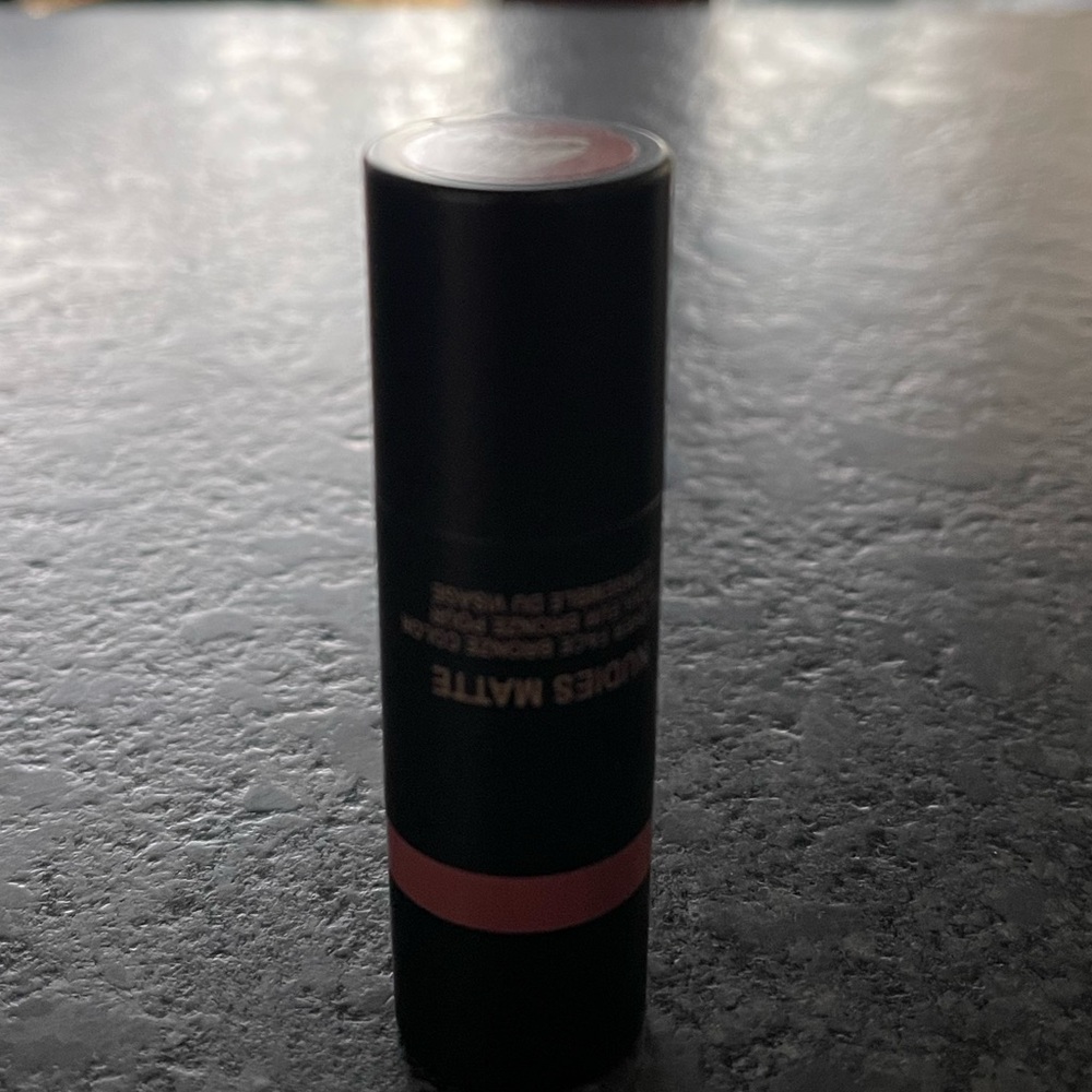 Nudestix NUDIES MATTE All Over Face Bronze Color in Sunkissed - Picture 8 of 11